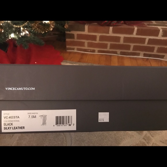 Vince Camuto boots - Picture 4 of 4